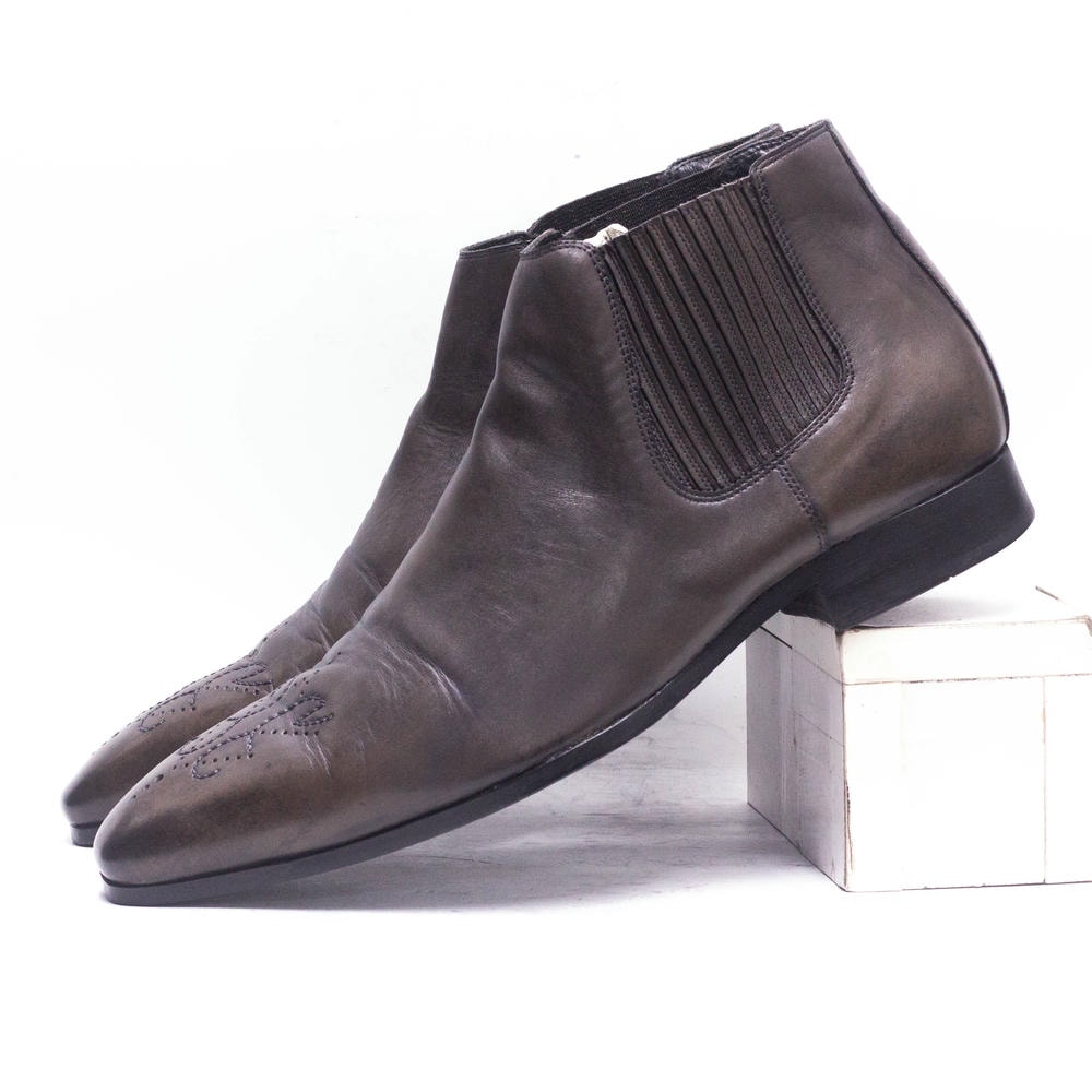 Giày Mã 2T18 - Hiệu BALLY