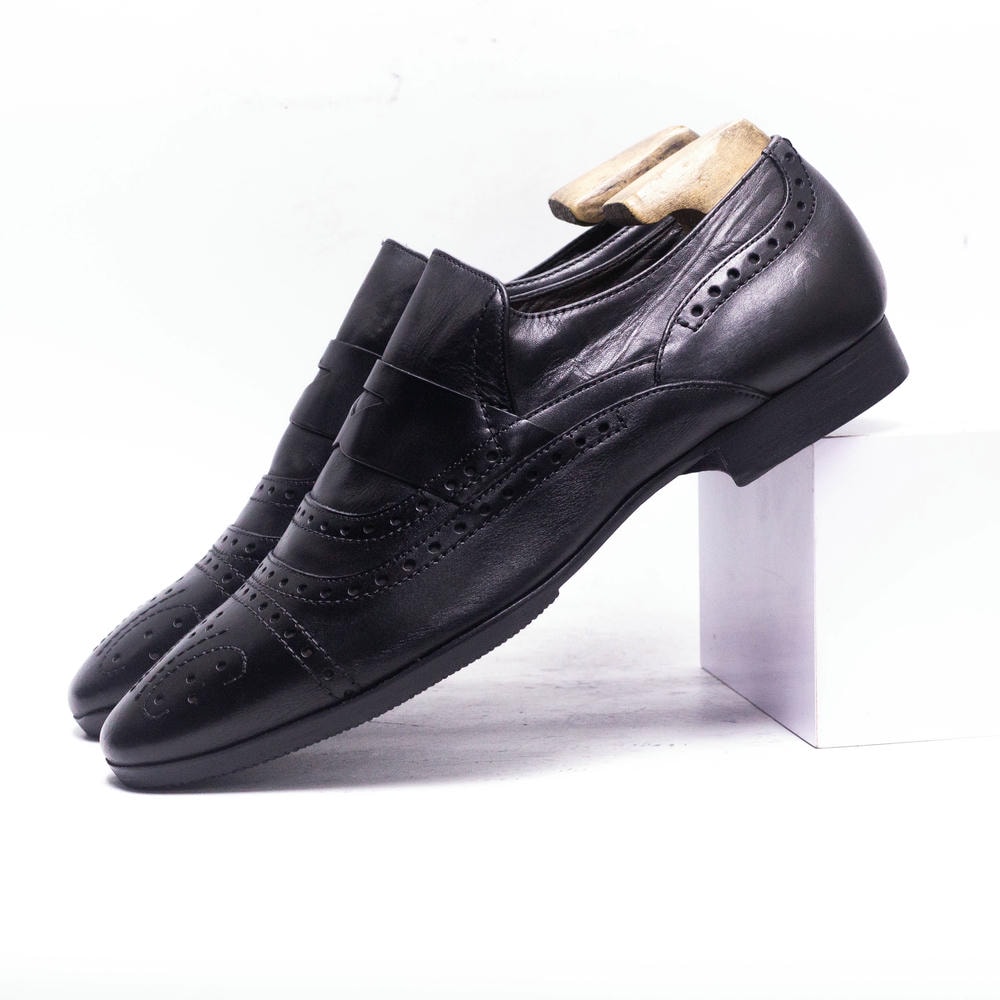 Giày Mã 1Y11 - Hiệu KURT GEIGER
